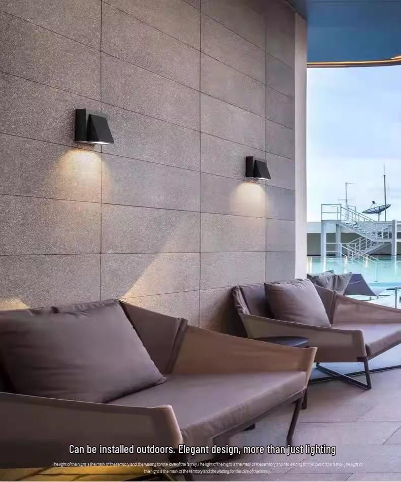 IP65 LED Double Head Waterproof Wall Lamp for Outdoor/Indoor Use