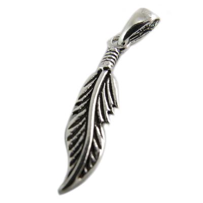 [Q7505] - Silberner 'Boho'-Anhänger aus gealtertem Silber (Feder) - 20x4 mm