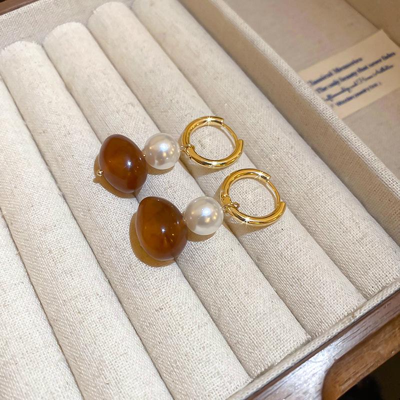 Gold Plated U-Shaped Retro Resin Ear Cuffs - Melaude Versatile Earrings for Women - Autumn/Winter Fashion Accessory