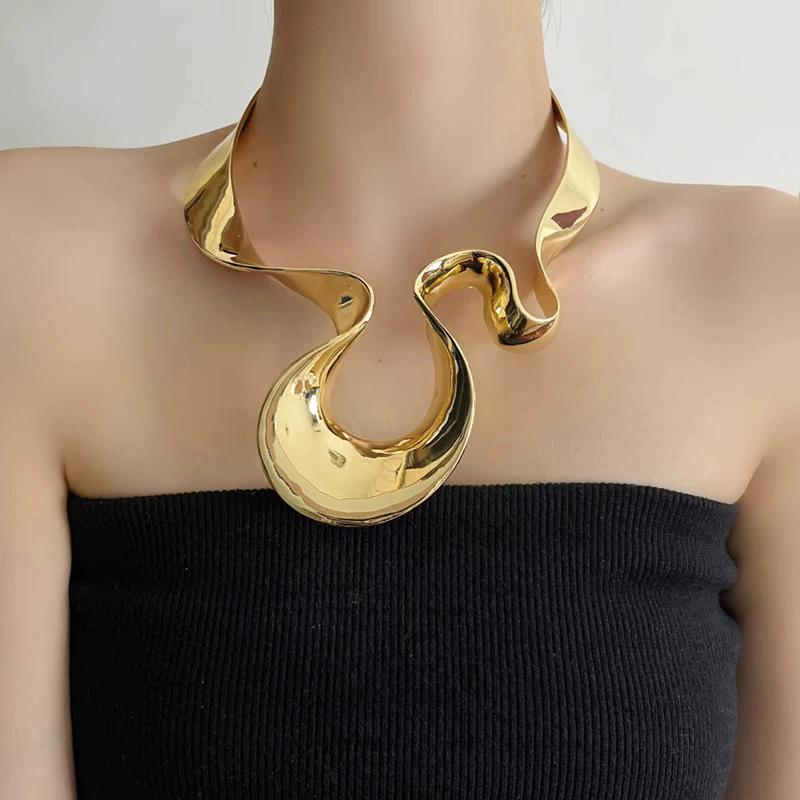 Exaggerated Irregular Smooth Metal Ribbon Wide Collar For Women Simple Gothic Choker Fashion Women's Jewelry Accessory