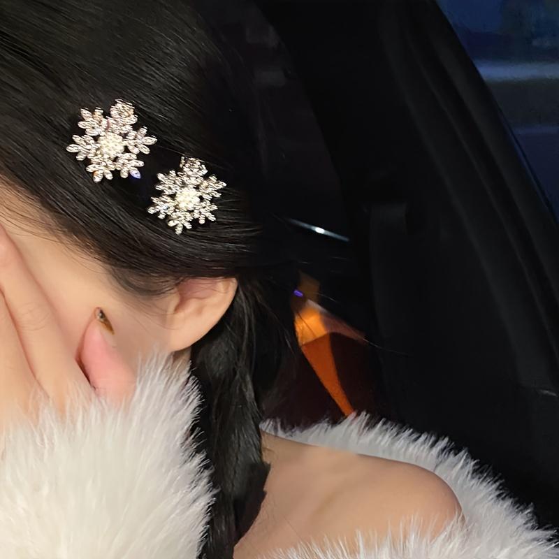 Winter Rhinestone Snowflake Side Clip Hair Pins Christmas New Year Sweet Cute Pearl Barrettes Female Hair Accessories