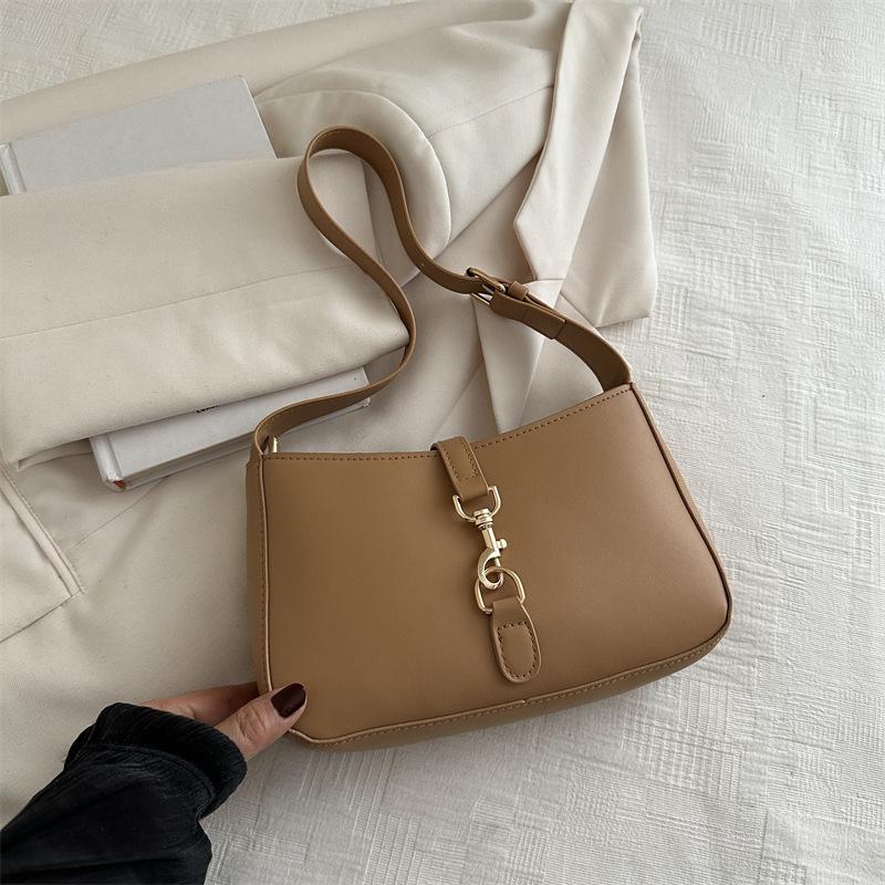 Spring New Fashionable and Simple Design Handbag Beautiful Personality Casual Trendy One shoulder Armpit Small Square Bag