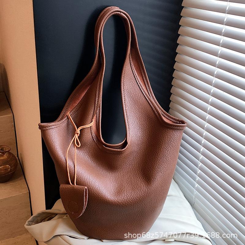 Popular underarm big bag women's 2025 new lychee pattern large capacity tote bag fashionable and versatile commuter shoulder bag