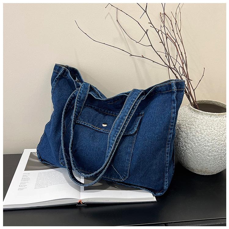 

Casual simplicity 2025 new women s messenger bag Korean version literary solid color student shoulder bag large capacity tote bag