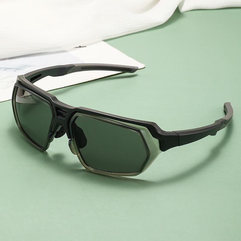 Retro Polarized Sunglasses: Anti-Glare, Windproof Sunshade for Mountaineering, Travel, and Fishing