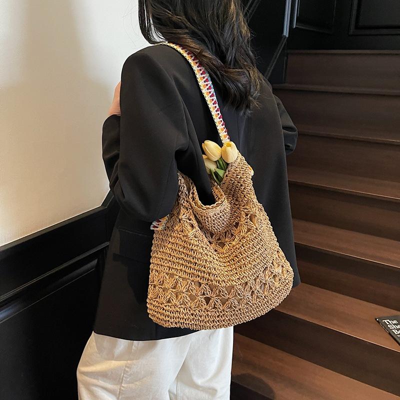 Lazy Wind Straw Woven Large-capacity Bucket Bag Women's 2025 Summer New Trend Fashion Hollow Shoulder Messenger Bag