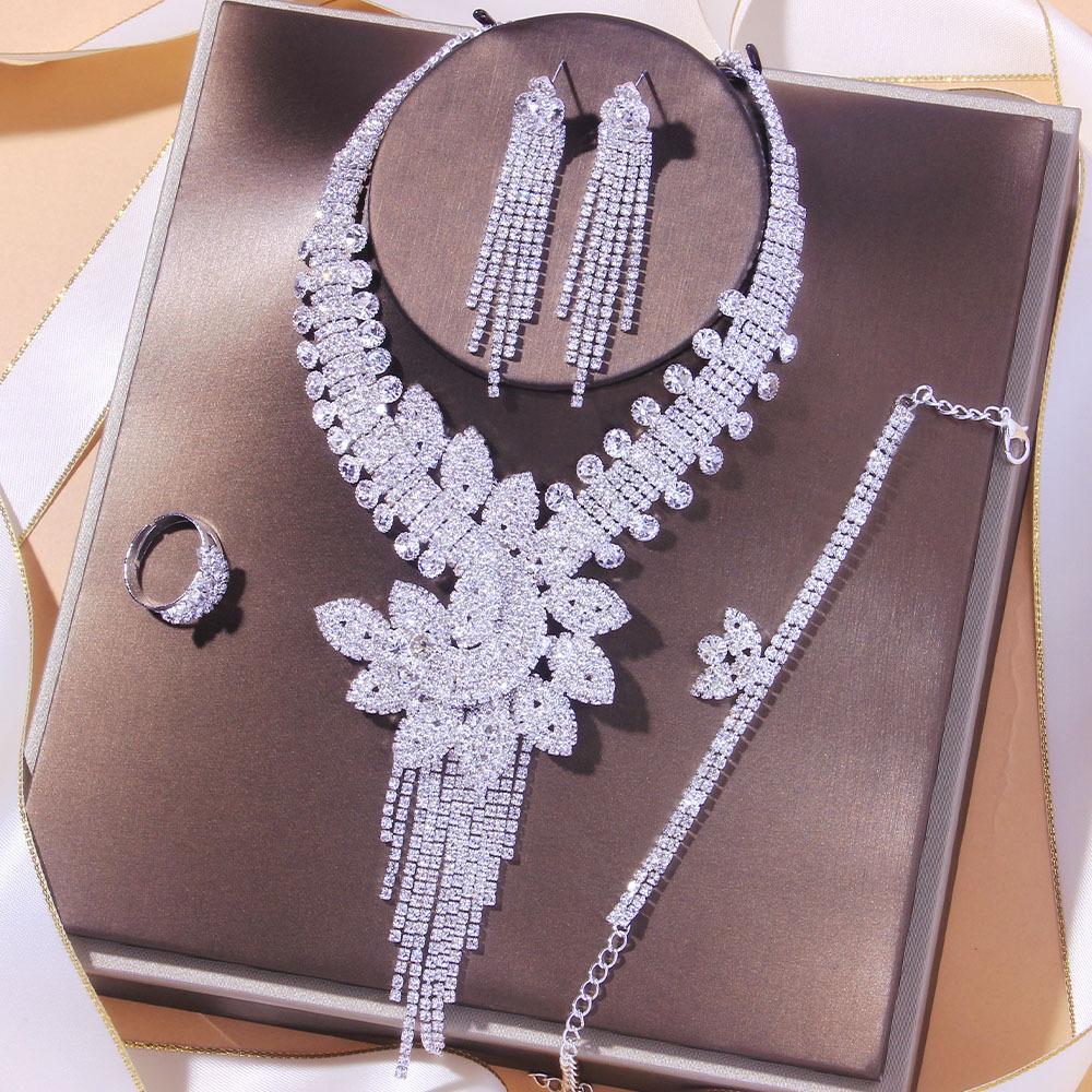 Luxury Flowers Rhinestone Bridal Jewelry Sets for Women Christmas Accessories Necklace Bracelet Earring Ring Set Gift