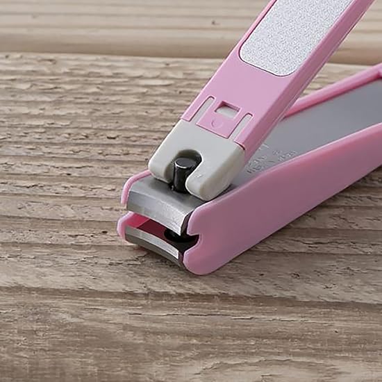 KAI Hello Kitty New Standard Nail Clipper M, Curved Blade, Made In Japan, KK2508