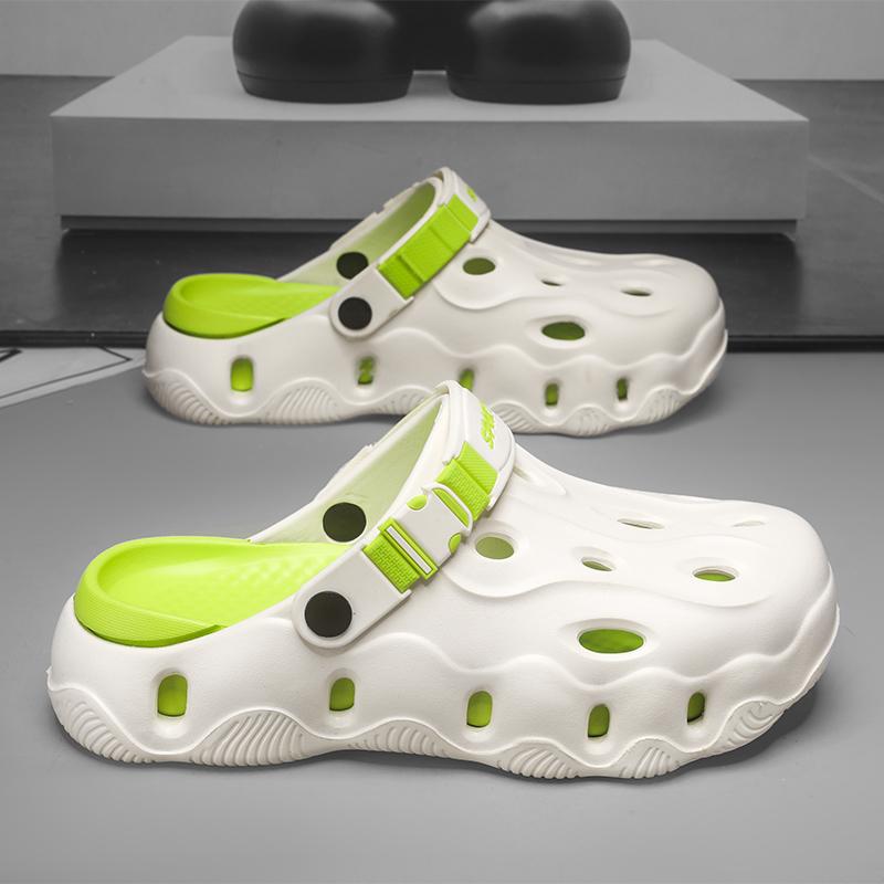 

The year 2025 New style thick-soled Casual beach shoes Men s and women s slippers Outdoor slippers summertime 45