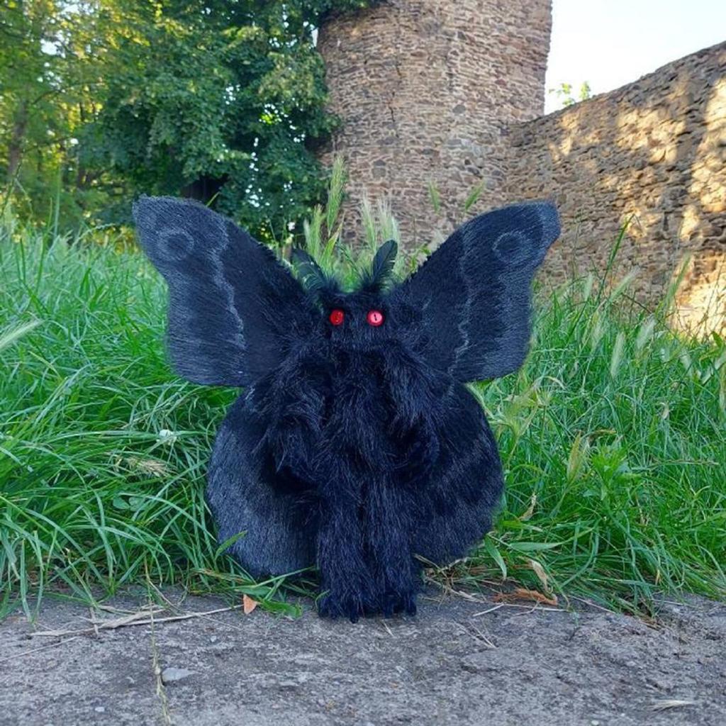 Mottenmann Kuscheltier – 25 Cm Halloween Plüsch, Gruselig-süß, Geschenk Für Kinder