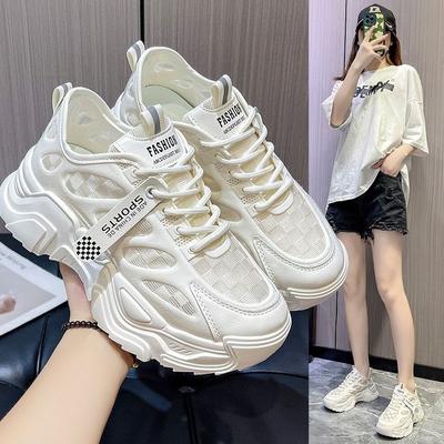 2024 Summer Women's New Thick Sole Comfortable Small Fragrant Casual Shoes Mesh Breathable Lightweight Running and Sports Shoes