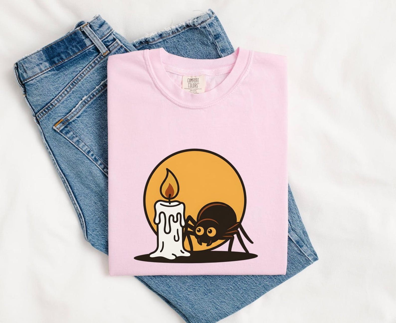 Spider Candle Shirt Halloween Spooky Gift Women Cartoon Tee Candle Holder T-Shirt Horror Fan Cartoony Graphic Creepy Illustration Retro Moon 3XL