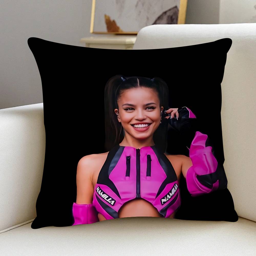 Singer E-Emilia Mernes Pillow Cover Design Cushion Cover Decor Holiday Decorati