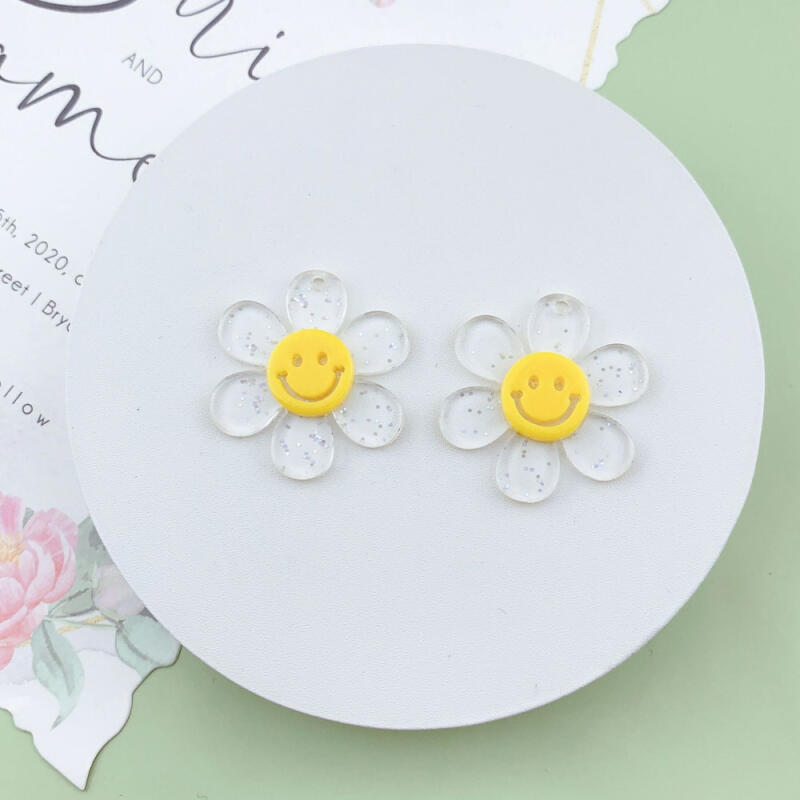 

Big Smile Daisy Flower Keychain Keyring Making Materials yellow