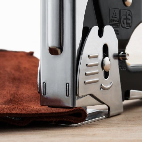 Sundry Kakuri 2-Way Heavy-Duty Hand Tacker & Staplers with 200 Replacement Needles, PHT-2W