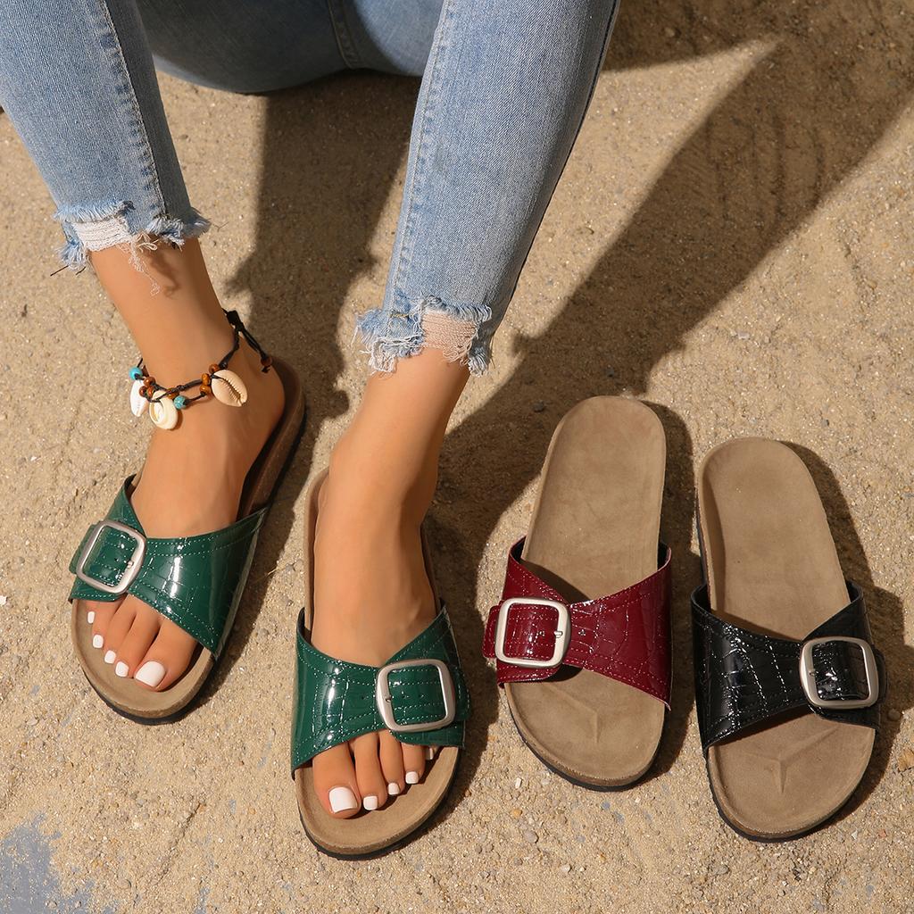 Fashion Women Summer Cork Slippers 2025 New Outdoor Comfortable Shoes Fashion Beach Leather Women Sandals Slide Women