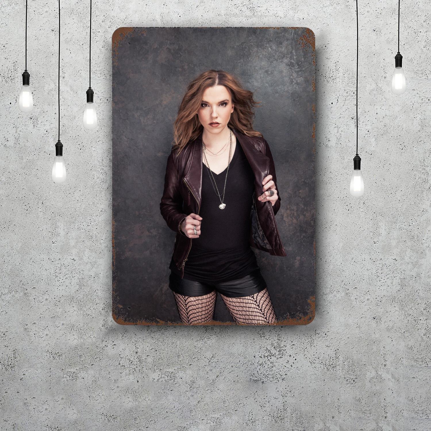 

halestorm Classic Poster Rusty Metal Plaque Retro Decorative Plate Bar Man Cave Garage Club Metal Sign Wall Decoration 20x30cm（7.8x11.8inch）