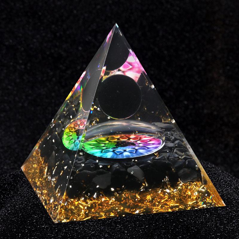 Crystal Agate 5cm Pyramid Crushed Stones Epoxy Resin Grinding and Watering Jinhua Home Office Desktop Decorations Crafts