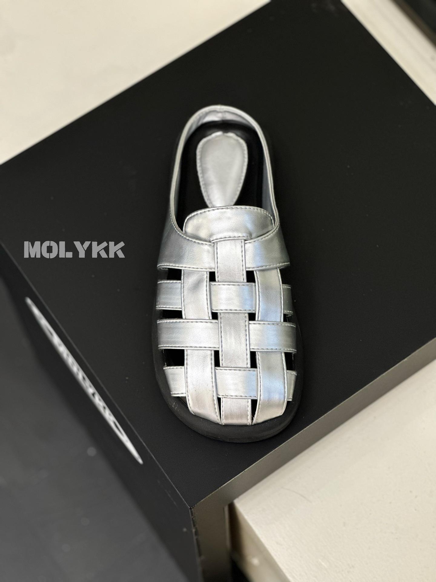 

Baotou half slippers women s summer wear Muller woven hollowed-out toe sandals pregnant women flat French sandals 35