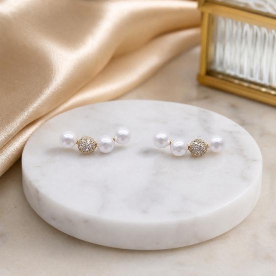 1 Pair Stud Earrings for Women, Lightweight Small Faux Pearls Earrings, Elegant Jewelry for Daily Wear Special Occasions