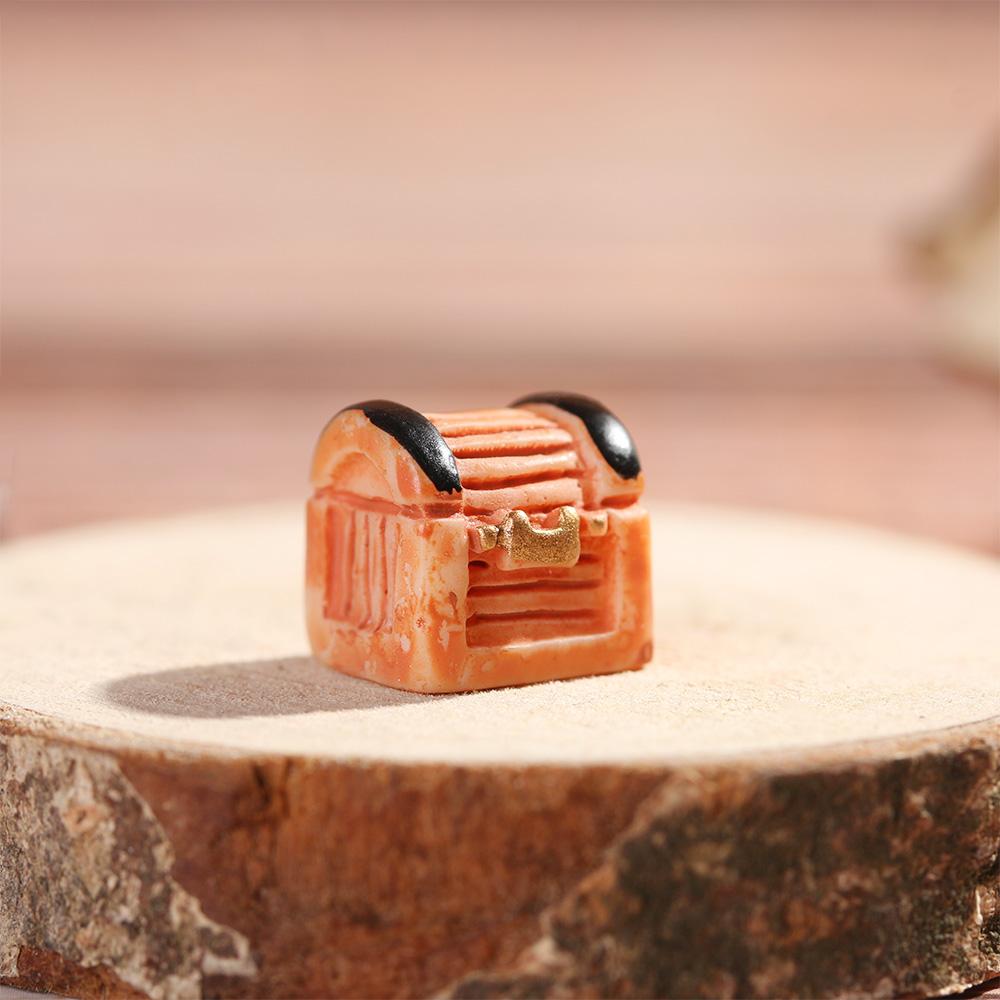 1Pc Miniature Cashbox Pirate Adventure Game Doll House Ornament Treasure Chest Figurine Micro Landscape Creative Jewelry Box Hot