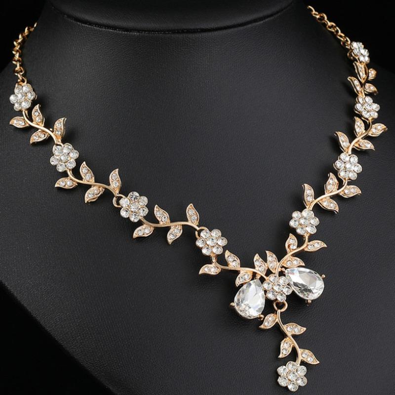 GemChic Women's New Exquisite Alloy Branch Flower Crystal Rhinestone Drops Collarbone Necklace Earrings Two Piece Set Birthday Christmas Jewelry Gift