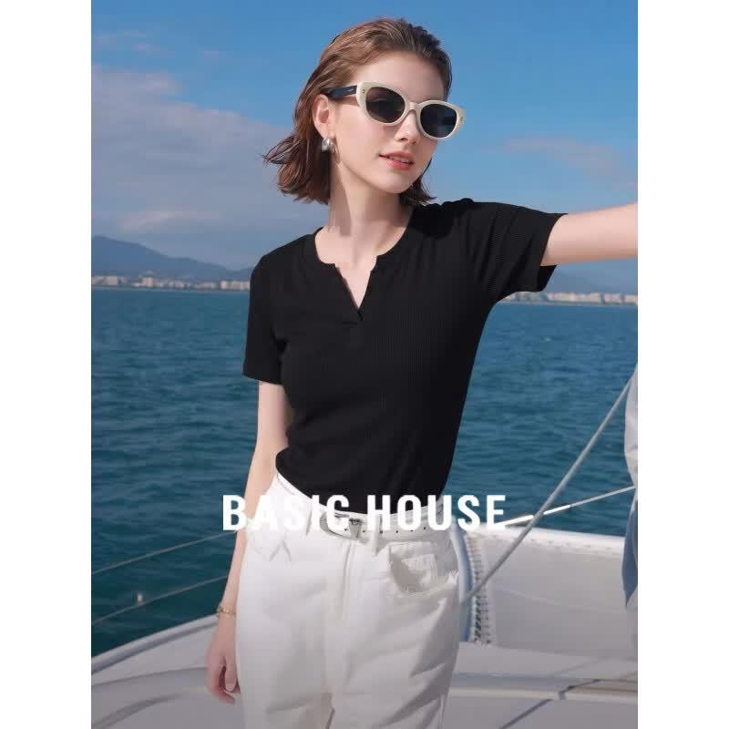 Basic House Women s Black V-Neck Short Sleeve T-Shirt M