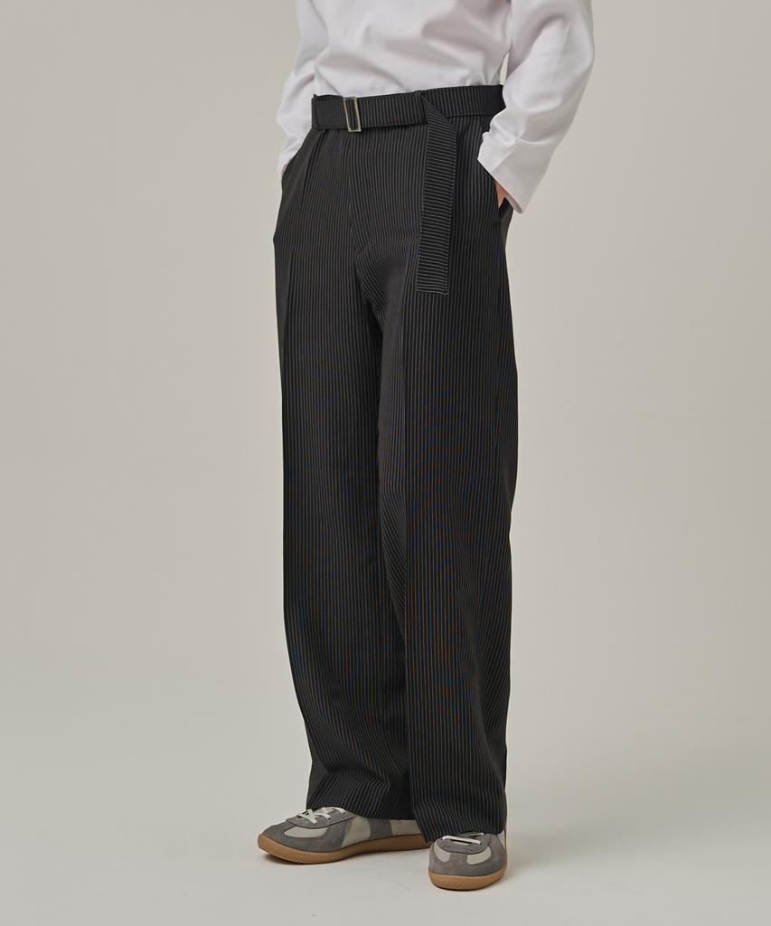 ANALOG MOOD One-Pleat Stripe Slacks (Black)