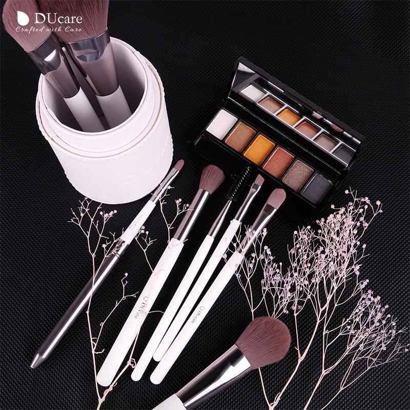 DUcare 8pcs White Makeup Brush Professional Foundation Powder Blush Eyeshadow Eyebrow Kabuki Blending Make Up Brushes Set With Cylinder