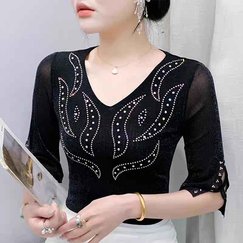 New Women's Clothes T-shirt Sexy V-Neck Hot Diamonds Tops Shirts Summer Girl Slim Mesh Half Sleeve Tees Blouse