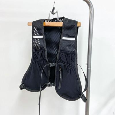 Daypack Hydration Vest with Reflective Elements And Compartments for Hiking Cycling