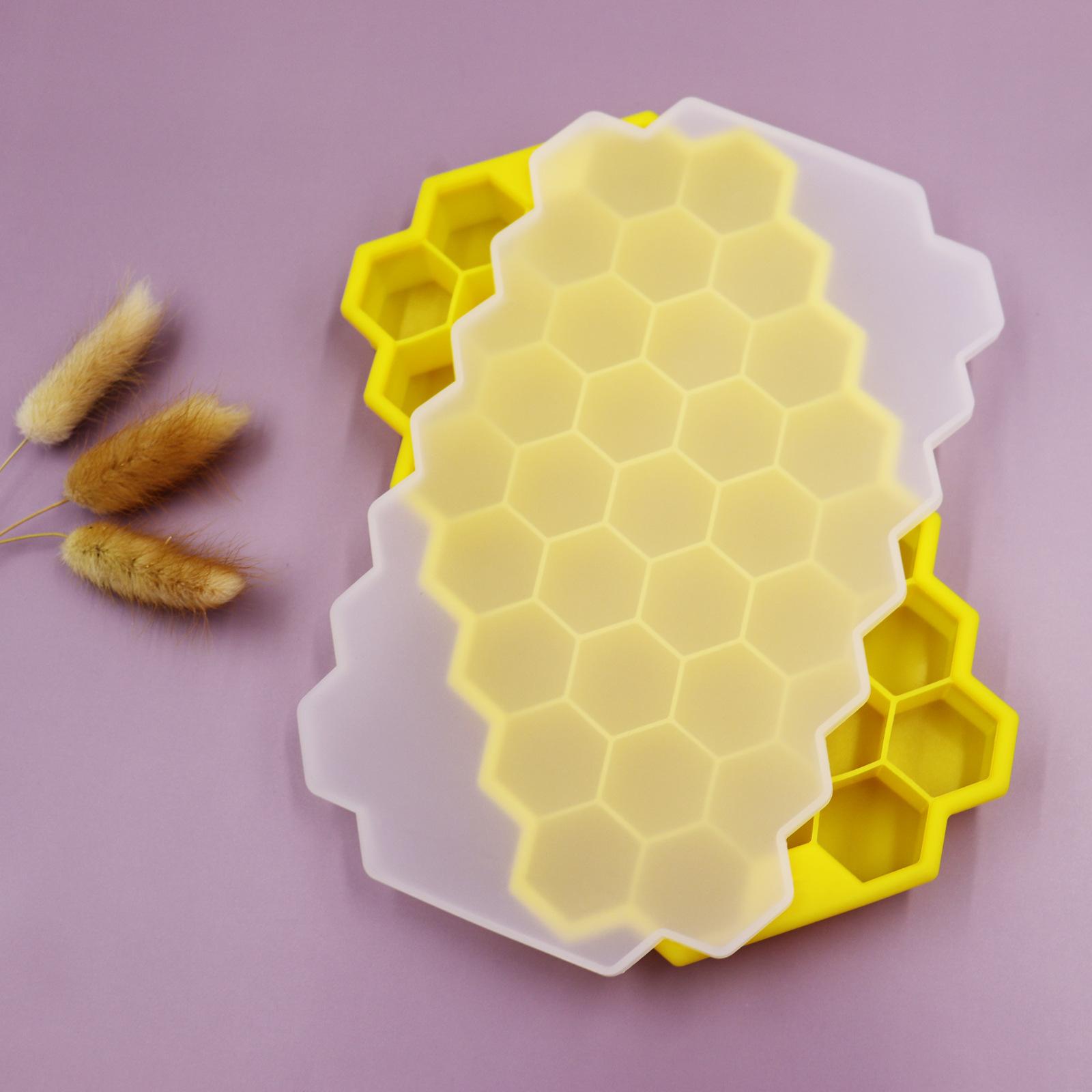 37 grid honeycomb silicone ice grid with cover ice cube mold DIY creative ice box ice cube mold жёлтый
