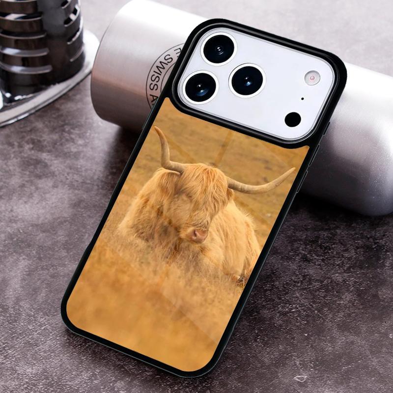 Highland Cows Phone Case for iPhone 17 16 15 Pro Max Air 14 13 12 11 Plus Shockproof Cover