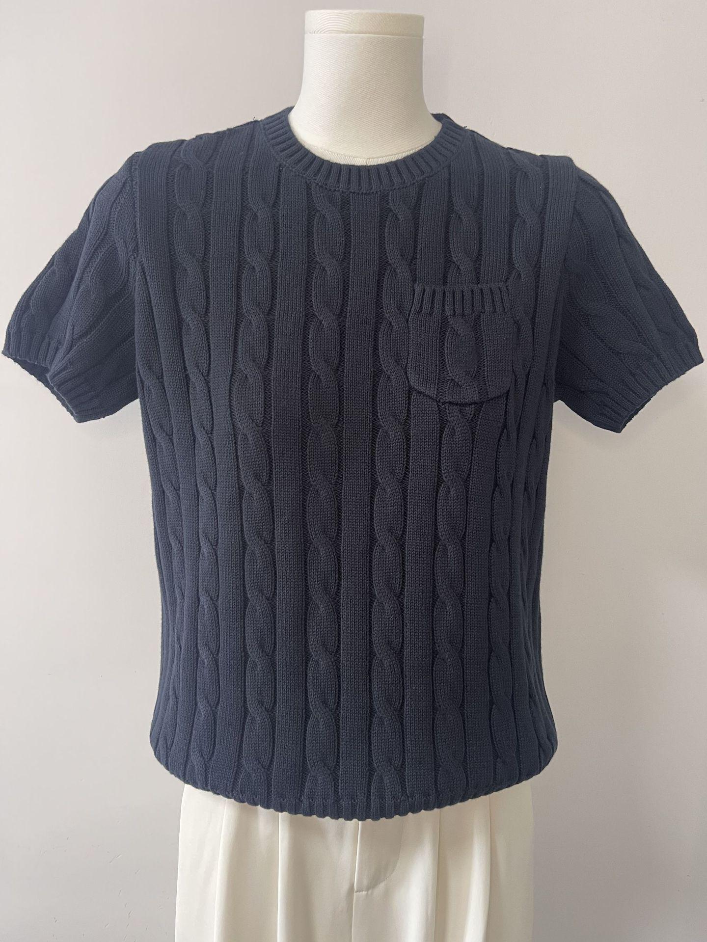 

Новый пуловер крупной вязки с косами RL: Топ с коротким рукавом, вышивкой пони, круглым вырезом, карманами, приталенного кроя, конфетного цвета S (45-52 kg)