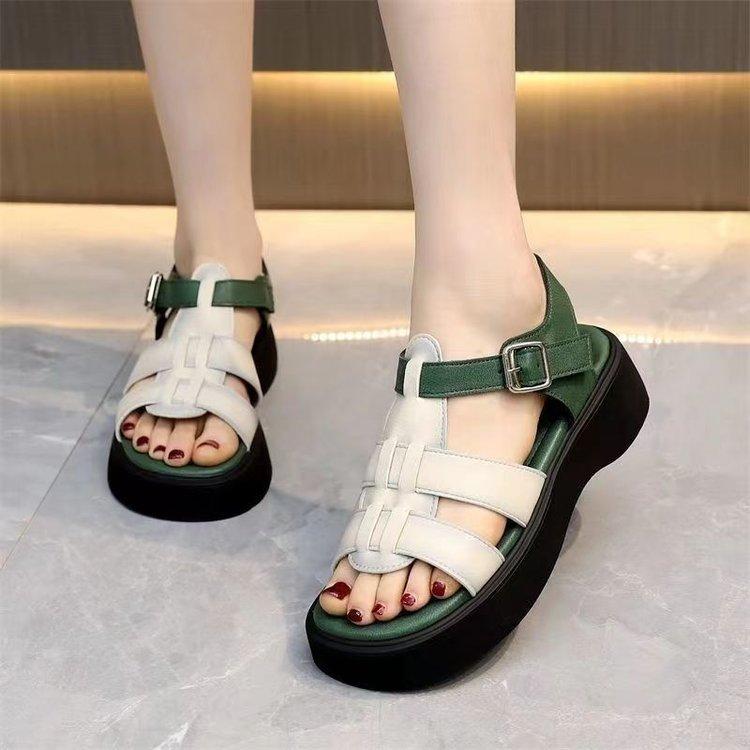 Leather thick-soled Roman sandals women's casual soft-soled summer 2025 new popular versatile muffin foreign style increases