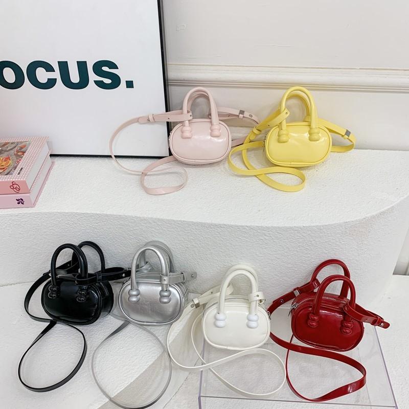 Mini Purse For Kids With Pu Material Cute Design Childrens Handbag For Daily Use