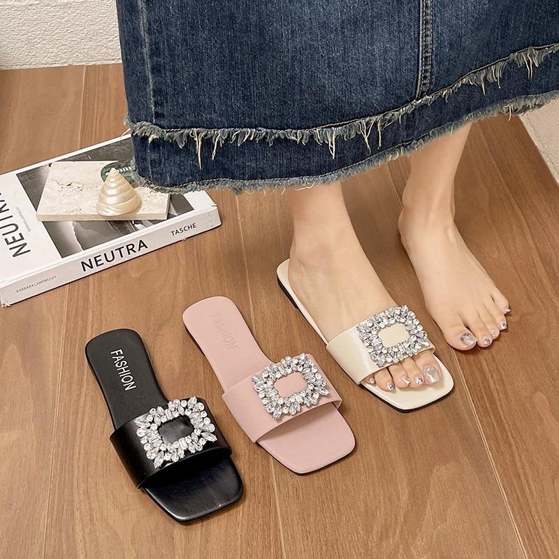 Rhinestone slippers women's summer wear new lightweight sandals women's summer one-word slippers