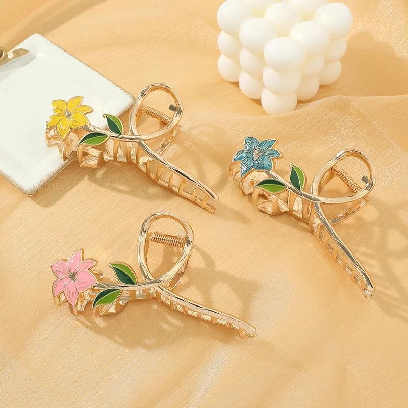 Fashionable Retro Metal Lily Flower Grab Clip for Women's Ponytail Shark Clips Gorgeous Elegant Sweet Girl Headwear Design Gift
