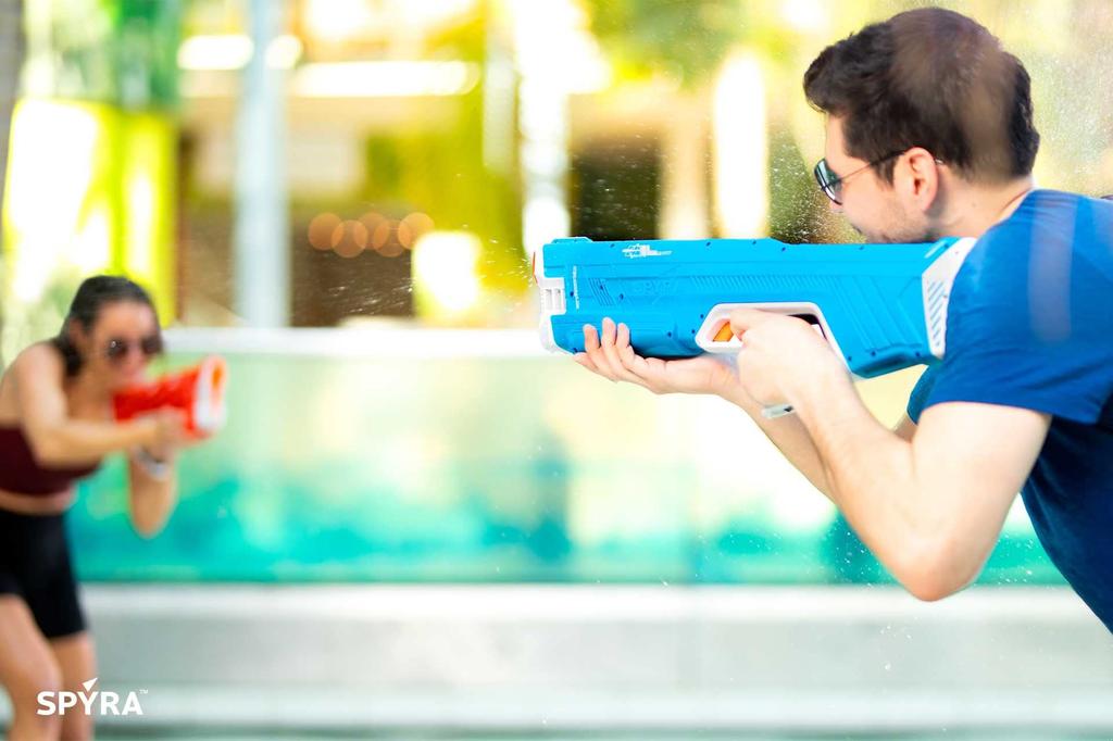 High-tech electric water gun SPYRA SpyraThree-Blue