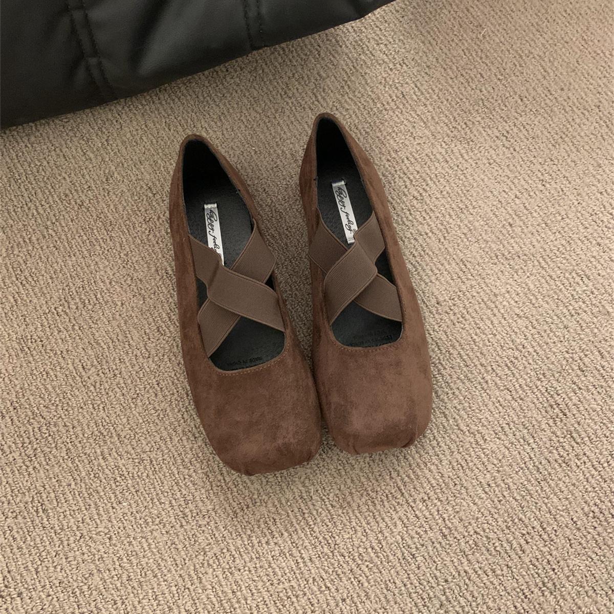 

Мода Bailamos Женские балетки Эластичные перекрестные балетки Замшевые туфли-одиночки новые Ретро все Мягкая подошва Мэри Джейн Повседневная обувь Женская 40 шоколадный