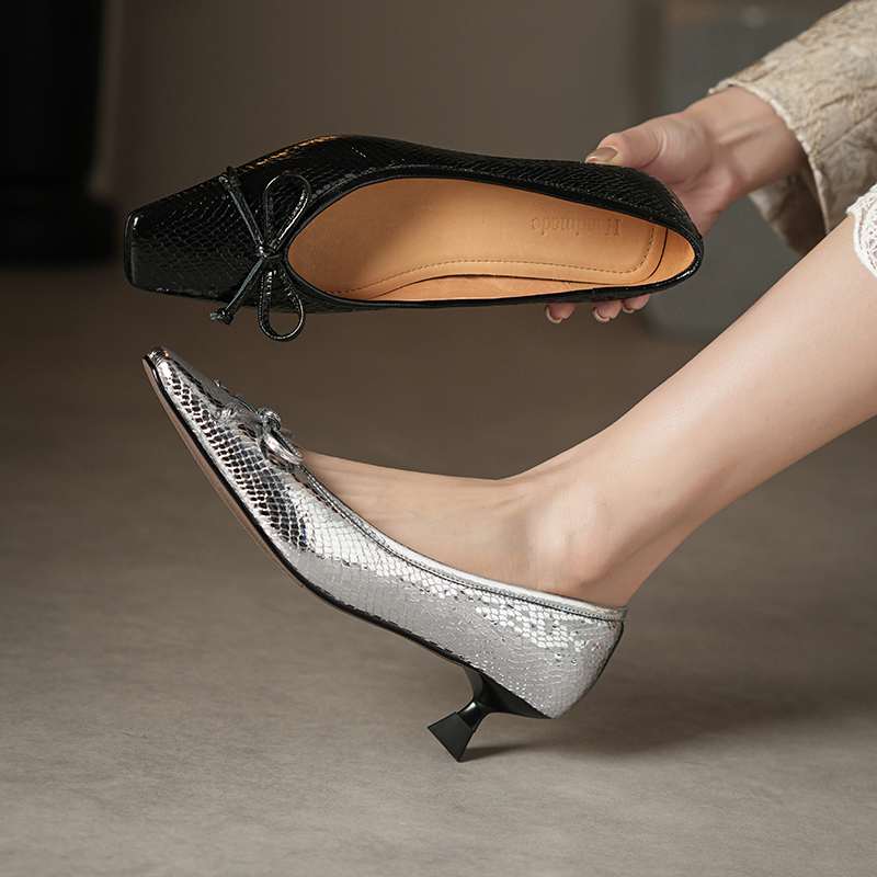 Krazing Pot Sheep Skin Summer Spring Autumn Stiletto Med Heels Butterfly-knot Women Square Toe Shallow Pumps