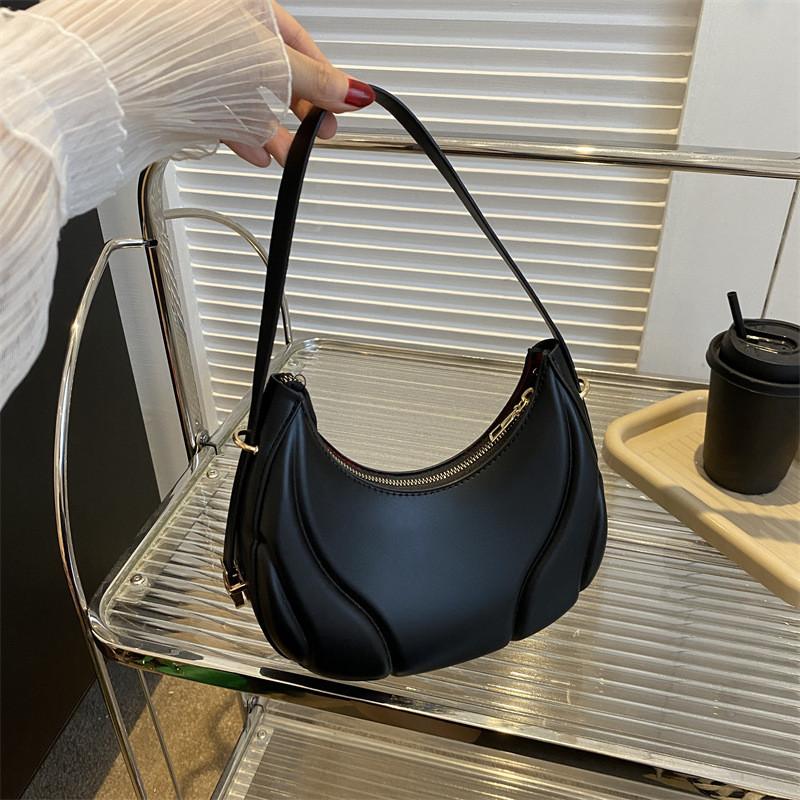 Trendy Chic City Shoulder Bag For Women 2023 Summer Small Zipper Closure