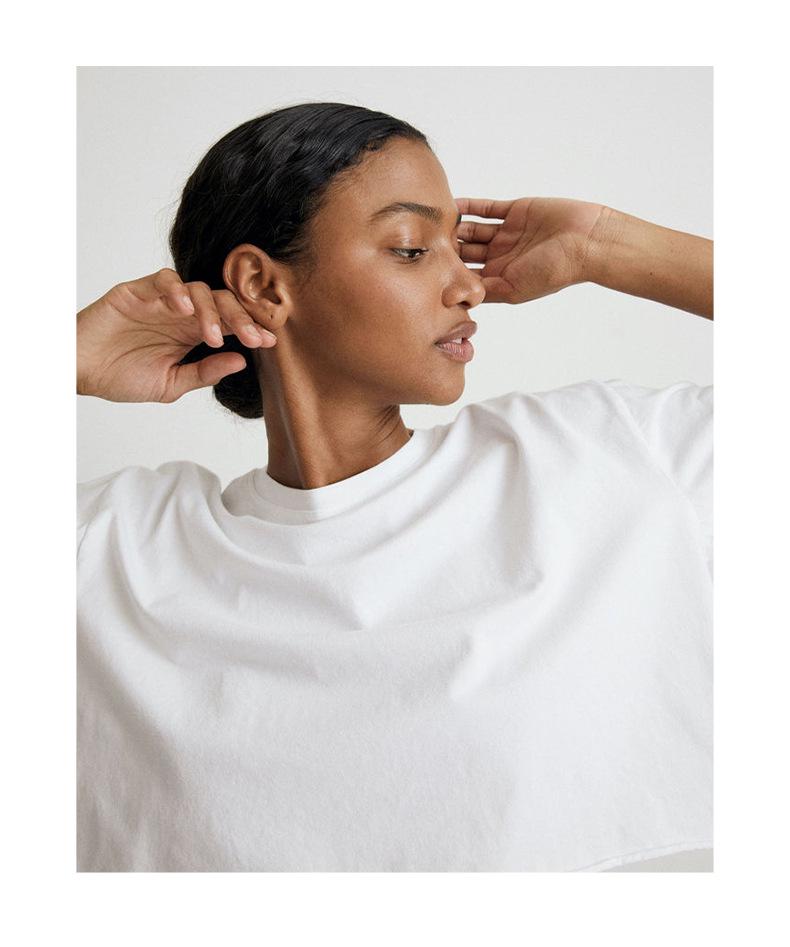 Sportliches Damen-Crop-Top mit Rundhalsausschnitt aus Baumwolle - Sommerstil, Kurze Ärmel, 180g Reine Baumwolle, Hot Girl Trend