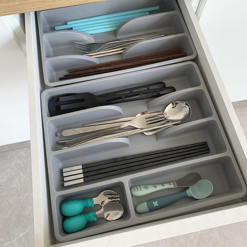 Organizér na příbory do kuchyňské zásuvky Stojan na stříbro Dělicí box na náčiní Plastový tác na uložení příborů Domácí Restaurace Zásoby