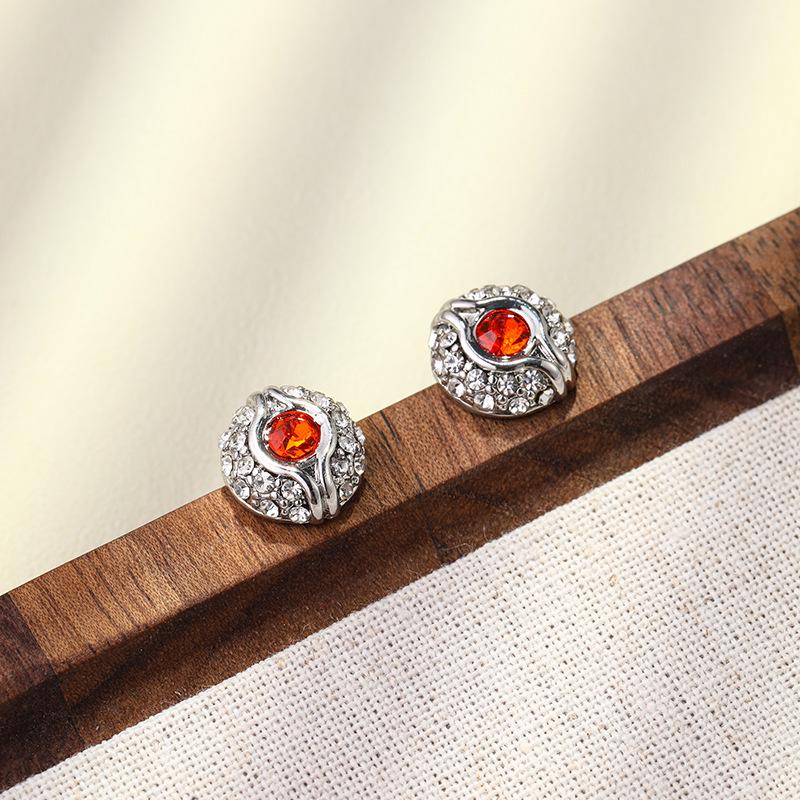 

Chic Devil s Eye Zircon Stud Earrings - 925 Silver Needle, Versatile High-End Jewelry for Women