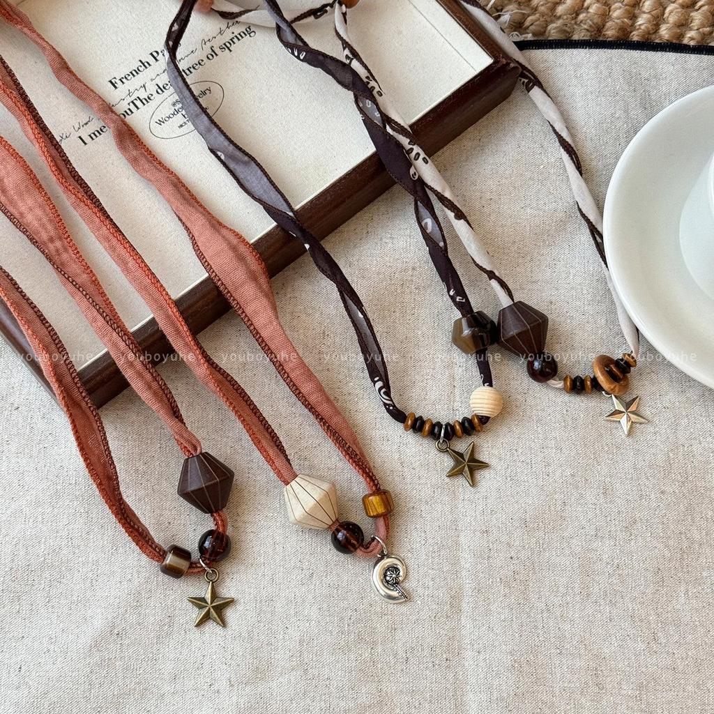 Früher Herbst Retro Merlotbrauner Seidenschal Halskette: Damen Zwei-Wege Pulloverkette Accessoire