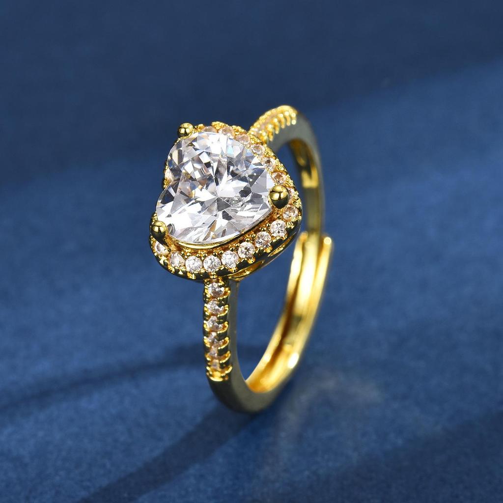 Elegant Heart Ring - Chic, Unique, and Stylish Design for Women