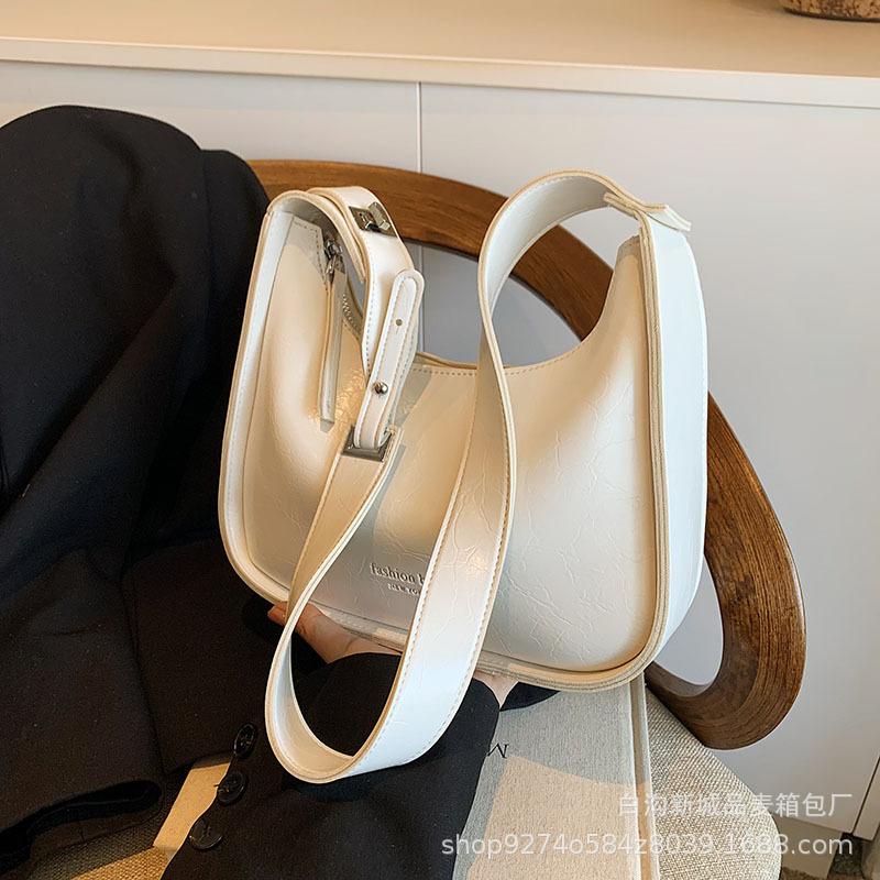 

French niche fashion popular small bag women 2025 new trendy temperament shoulder bag Internet celebrity versatile messenger bag белый
