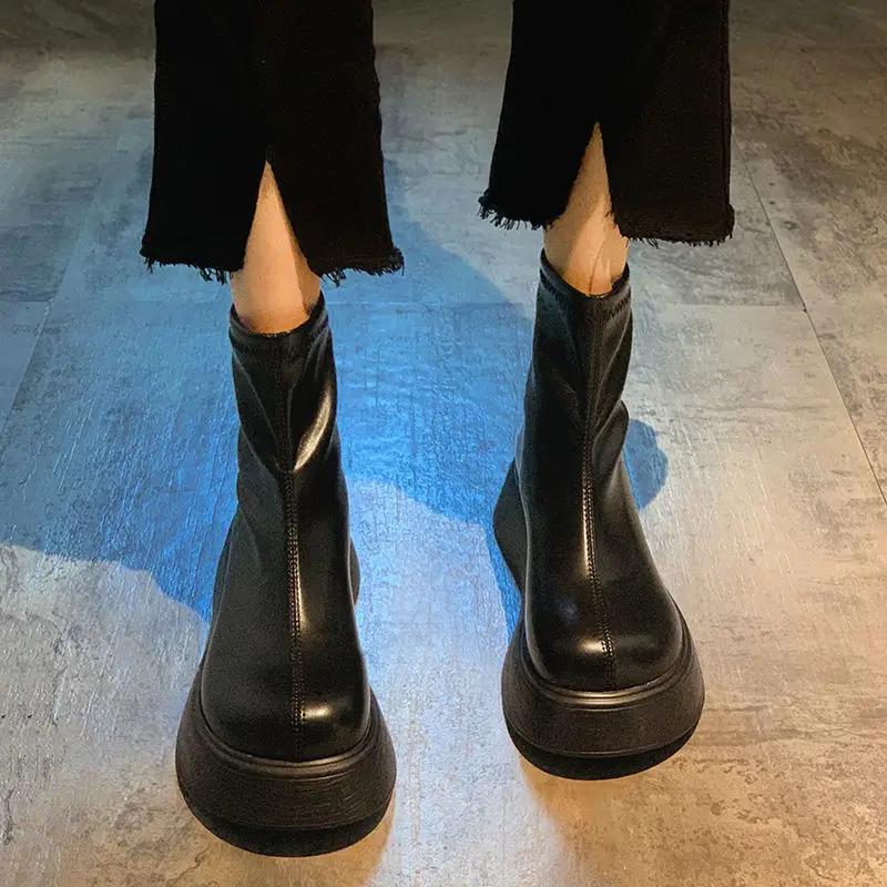 Модная платформа Элегантные со средним каблуком Черные короткие туфли для женщины — фото 7