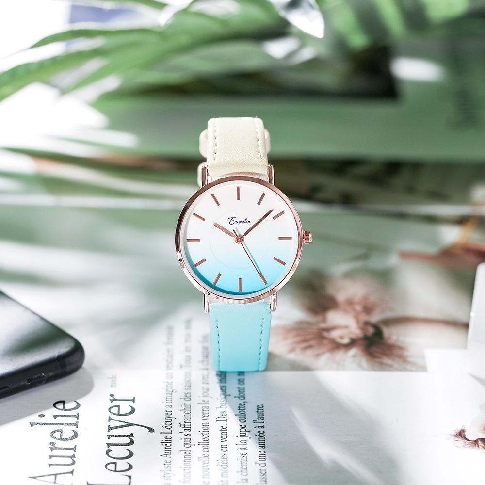 

Женские часы с градиентным маленьким циферблатом Dreamy Girl Forest Style Chic Student Watch для женщин
